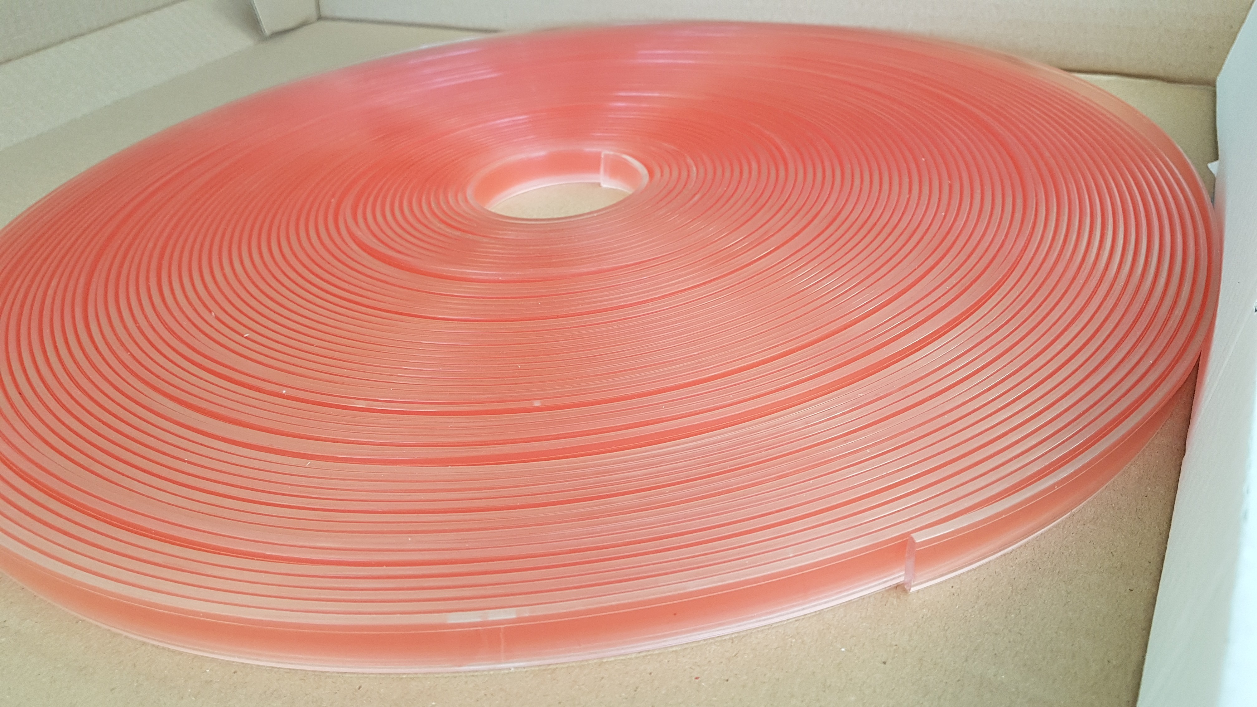 Roffelsen Flat Keder Transparent self adhesive